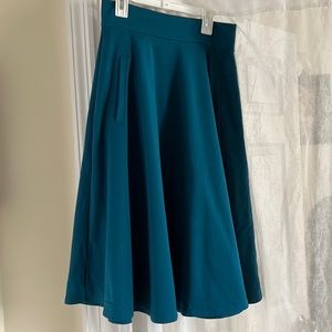 H&M midi skirt high waisted with pockets